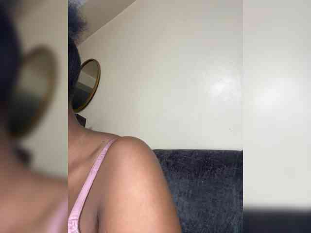 Modella: Busty-Princess1