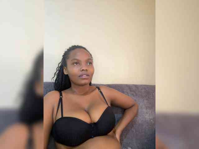 Busty-Princess1 webcam