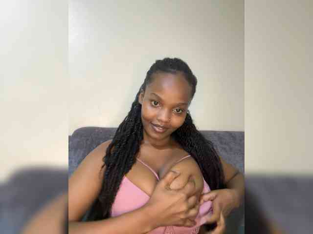 Busty-Princess1 webcam