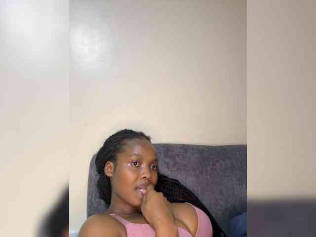 Curvy-maxy9 Curvy-maxy9