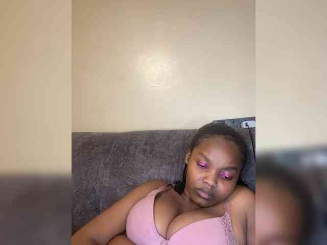 Busty-Princess1 webcam