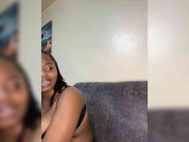 Busty-Princess1 webcam