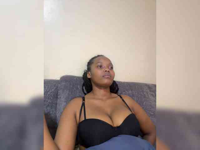Curvy-maxy9 Curvy-maxy9