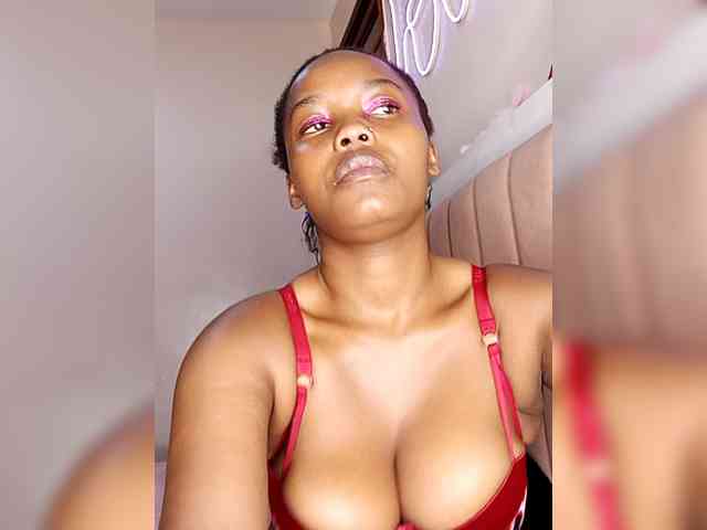 Curvy-maxy9 Curvy-maxy9