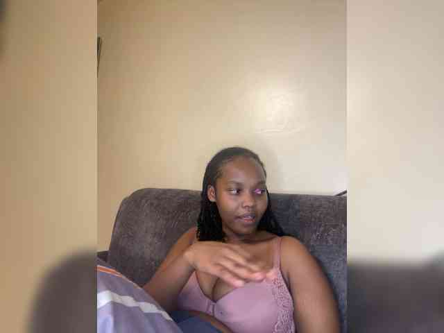 Busty-Princess1 webcam