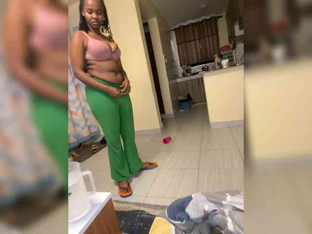 Busty-Princess1 webcam