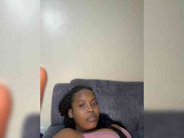 Curvy-maxy9 Curvy-maxy9
