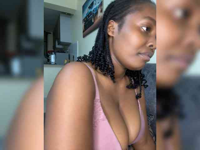 Busty-Princess1 webcam