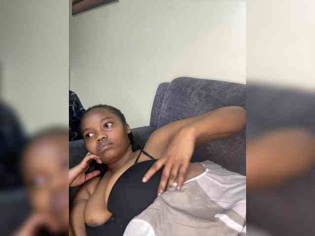Busty-Princess1 webcam