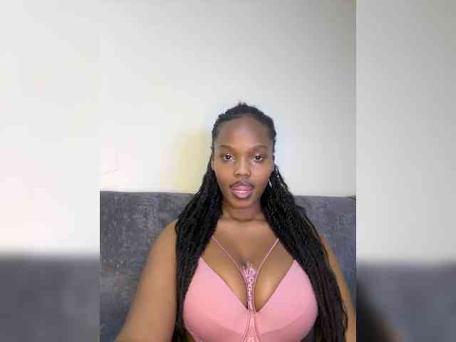 Modella: Busty-Princess1