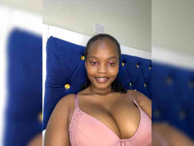 Busty-Princess1 webcam