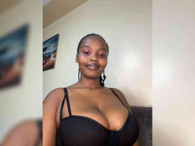 Busty-Princess1 webcam