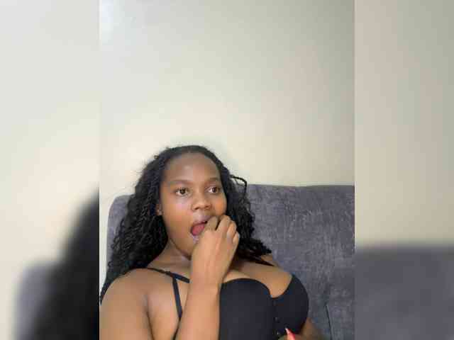 Busty-Princess1 webcam