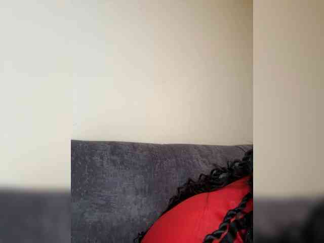 Curvy-maxy9 Live Webcam on BongaCams