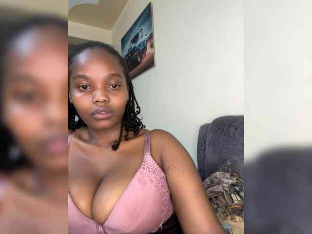 Busty-princess1 webcam