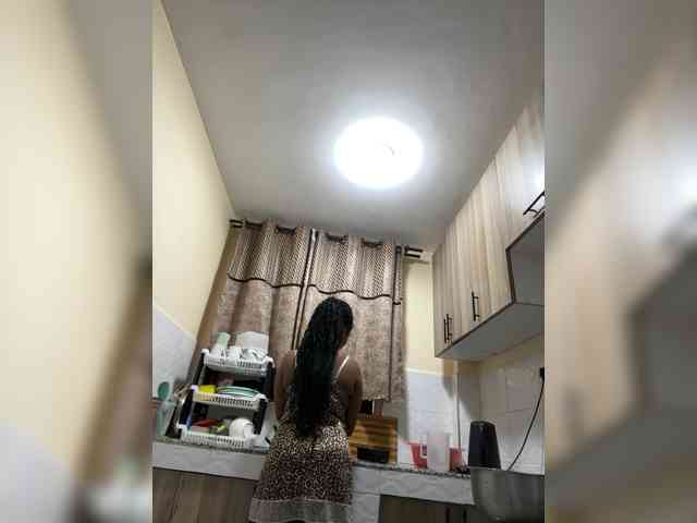 Curvy-maxy9