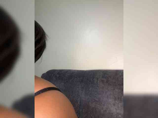 Modella: Busty-Princess1