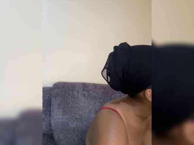 Busty-Princess1 webcam