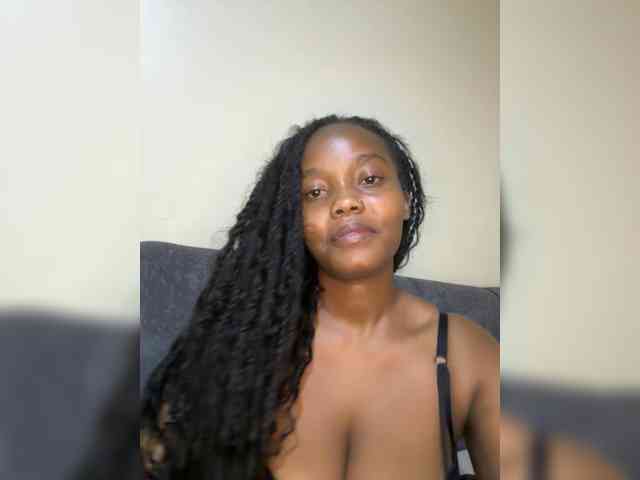Busty-Princess1 webcam