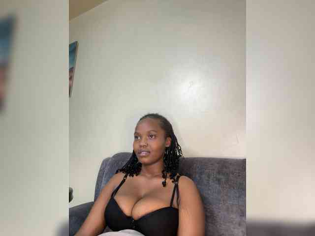 Busty-Princess1 webcam