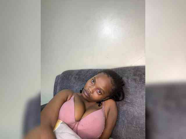 Curvy-maxy9 Curvy-maxy9