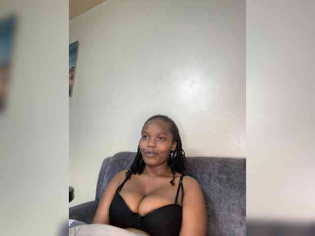 Busty-Princess1 webcam