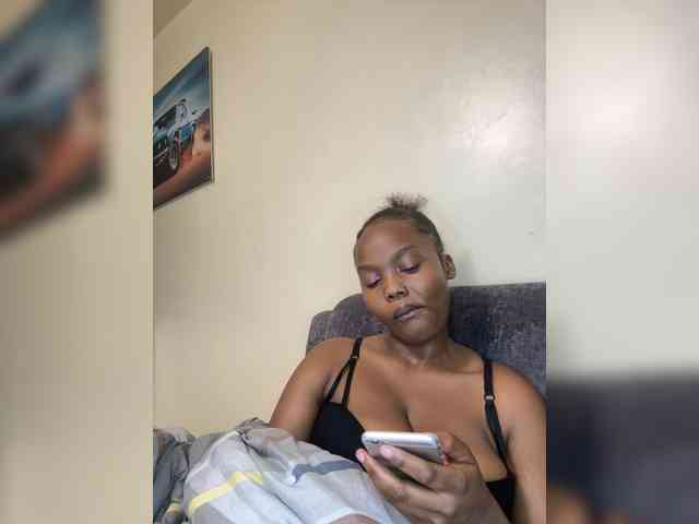 Busty-Princess1 webcam