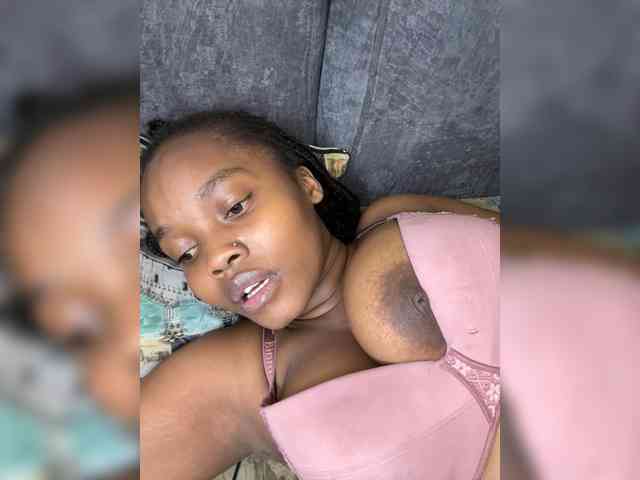 Model: Busty-Princess1