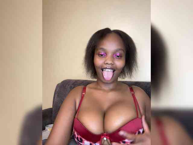 Busty-Princess1 webcam