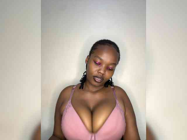 Belle-Busty1 webcam