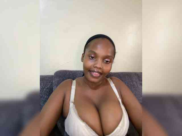 Busty-Princess1 webcam