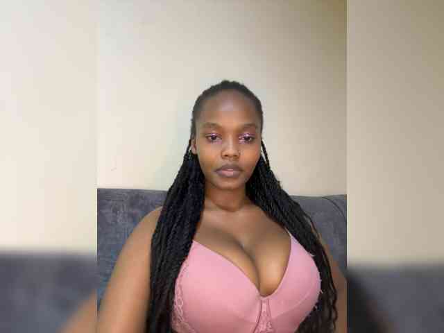 Busty-Princess1