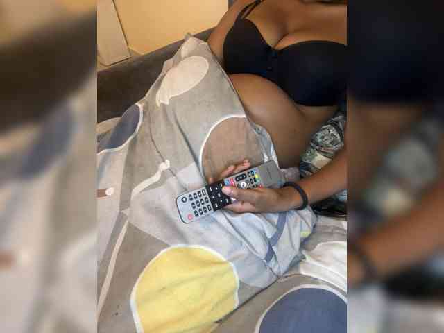 Curvy-maxy9 Curvy-maxy9