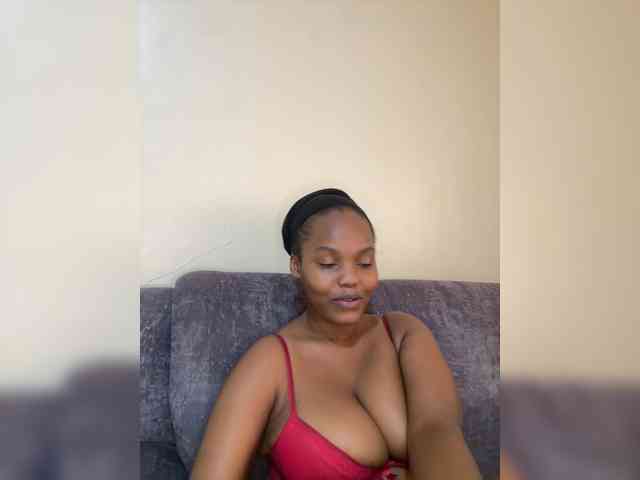 Busty-Princess1 webcam