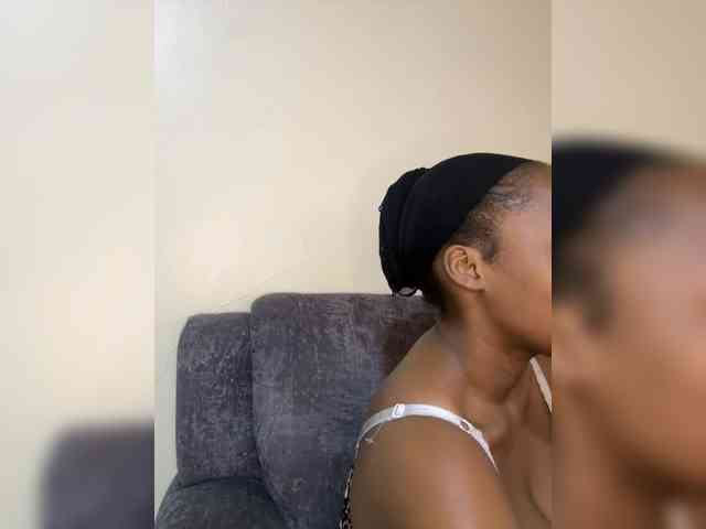 Busty-Princess1 webcam