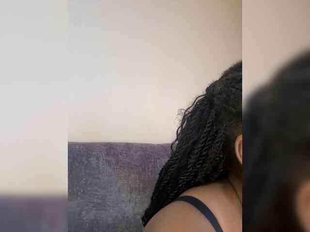 Curvy-maxy9 Curvy-maxy9