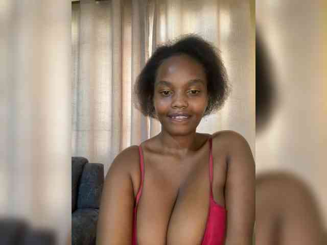 Busty-Princess1 webcam