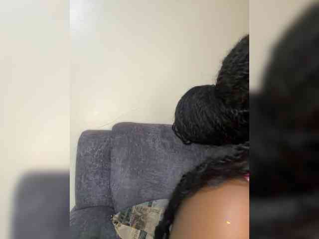 Busty-Princess1 webcam