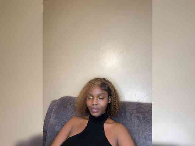Busty-Princess1 webcam