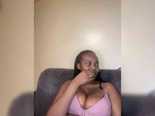 Busty-Princess1 webcam