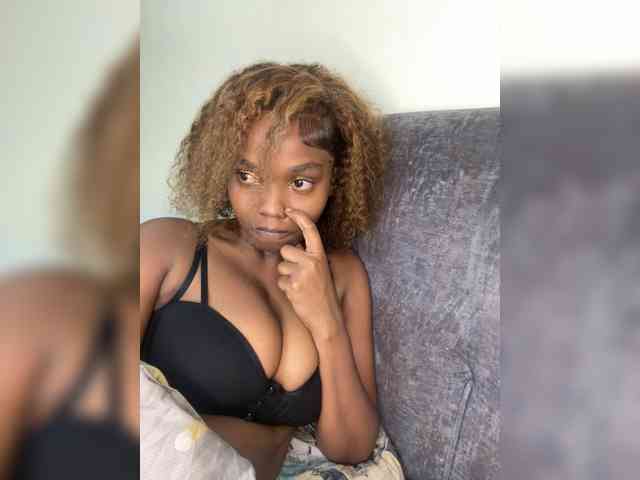 Curvy-maxy9 Curvy-maxy9