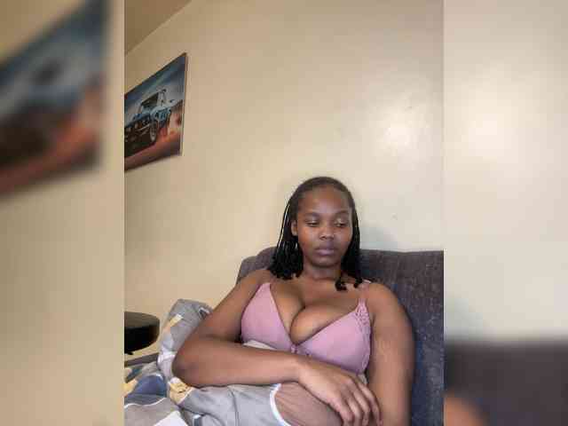 Busty-Princess1 webcam