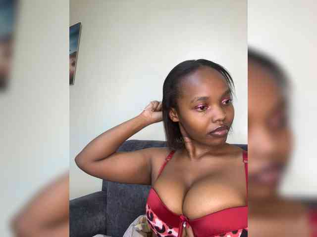 Busty-Princess1 webcam