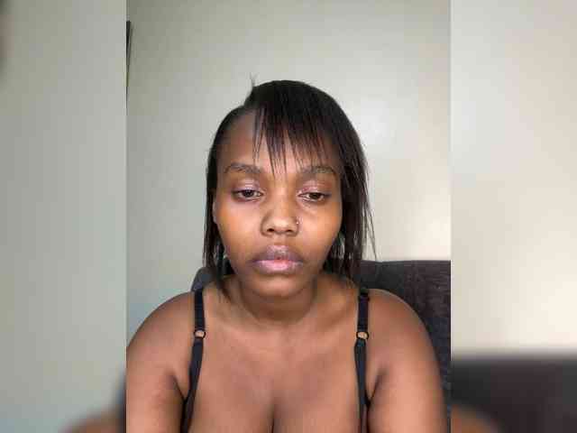 Busty-Princess1 webcam