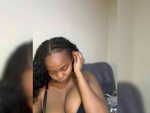 Curvy-maxy9 Curvy-maxy9