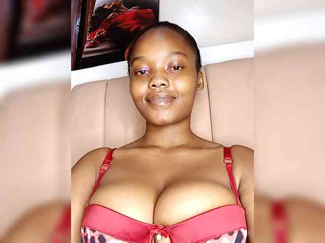 Curvy-maxy9 Curvy-maxy9