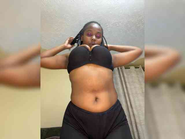 Busty-Princess1 webcam