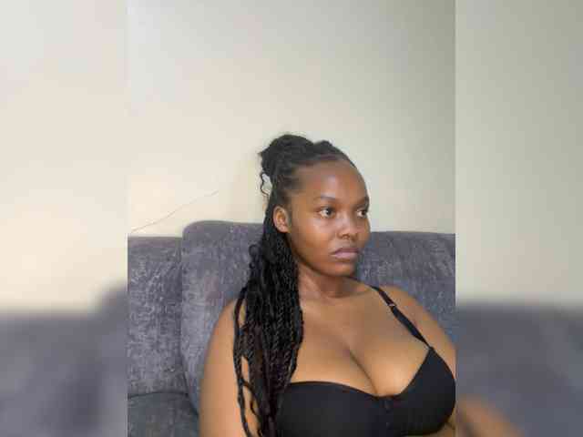 Curvy-maxy9 Curvy-maxy9