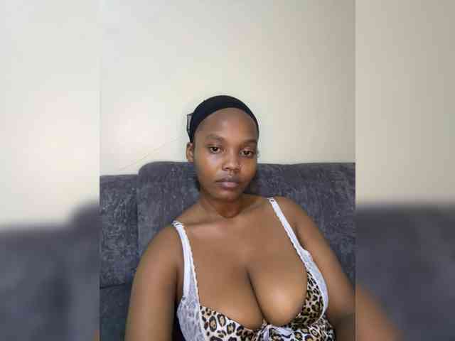 Busty-Princess1 webcam