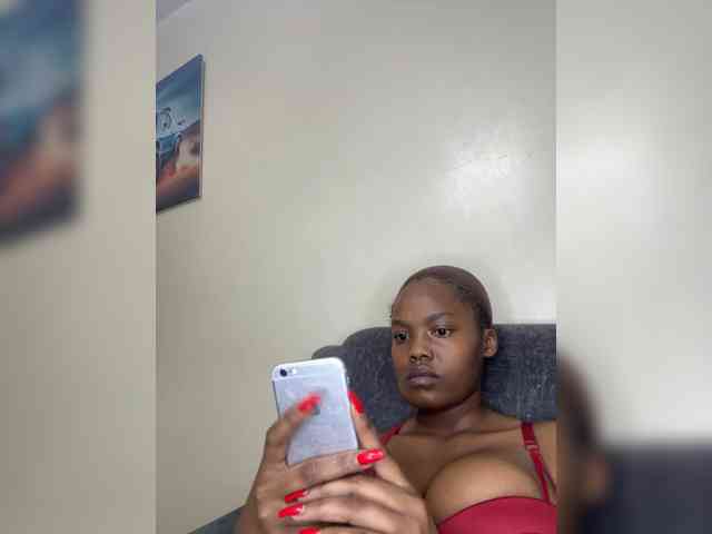 Busty-Princess1 webcam